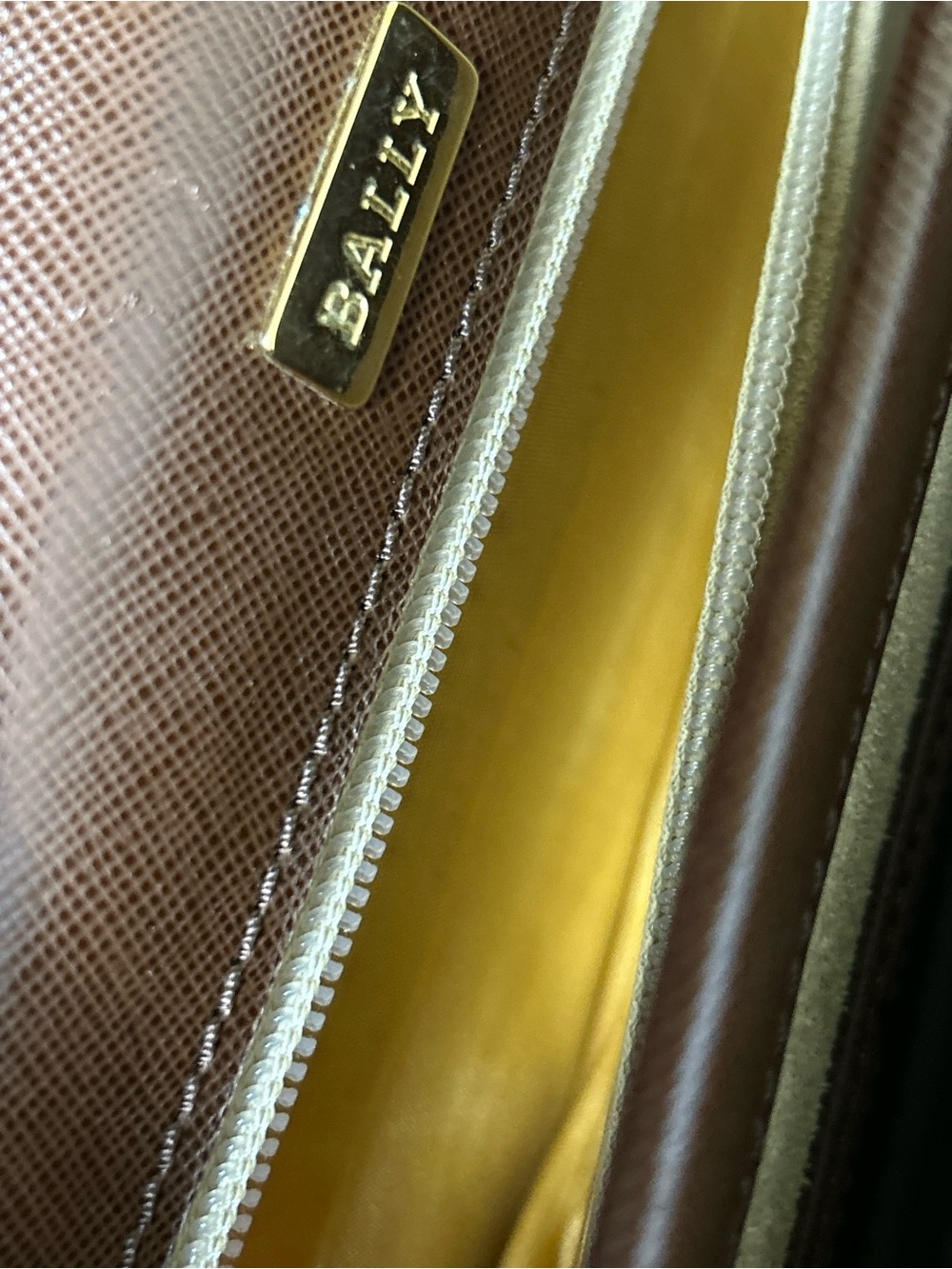 Bally Leather Briefcase in Brown with Gold-Tone Lock Approx. 15 x 10.5 x 2.5 - Picture 13 of 15